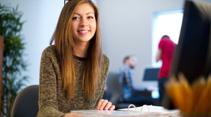5 Steps to Becoming an Administration Assistant
